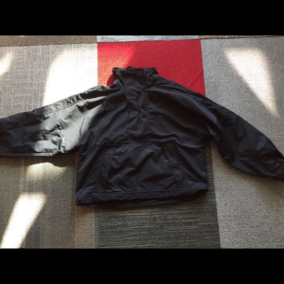 nike acg windbreaker jacket